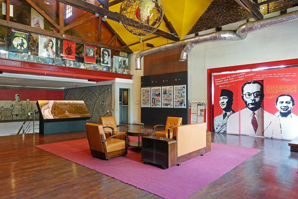 Hotel Pop! Hotel Pasar Baru Jakarta